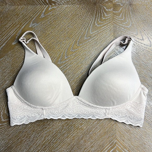 Warner's Other - WARNER’S Cream Soft Lace Bra 34A